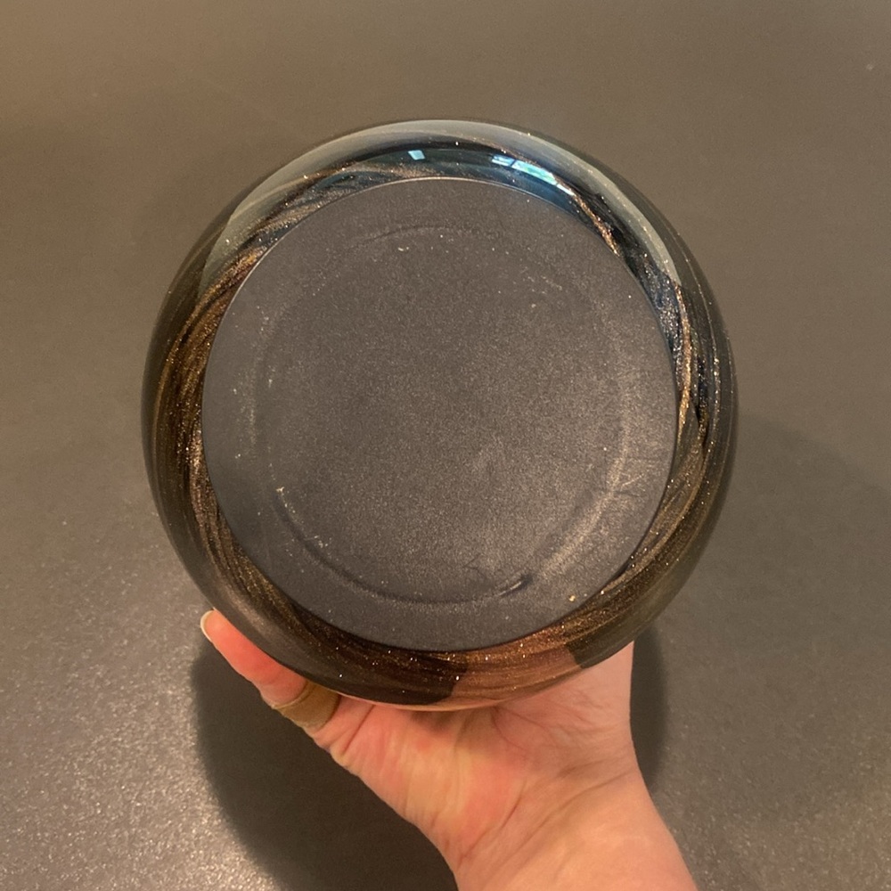 DONATED ❌Solar Energy Night Lamp black and brown with green light - Picture 5 of 10